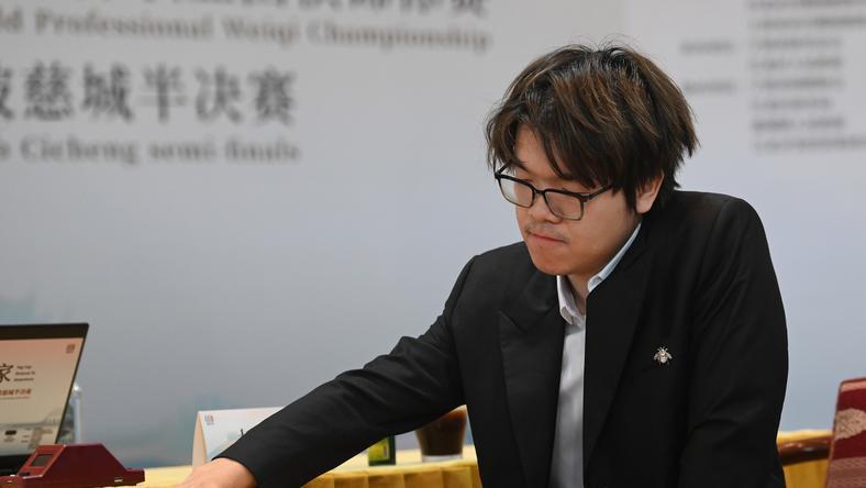 柯洁还能冲击九冠王,但韩国棋院和卞相壹的形象无法挽回
